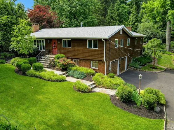 185 N Lincoln Street, Pearl River, NY 10965