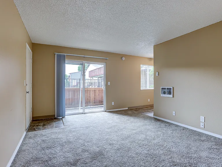 Arbor View Apartments — Photo 9