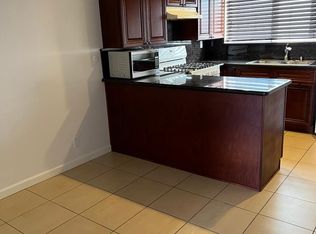 401 Palm Dr, Glendale, CA 91202