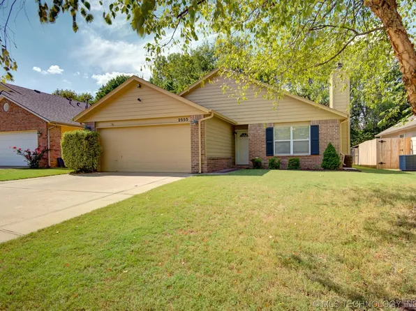 2555 W 66th Cir, Glencoe, OK 74032