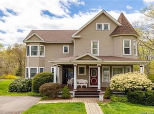 7 S Main St, East Hampton, CT 06424