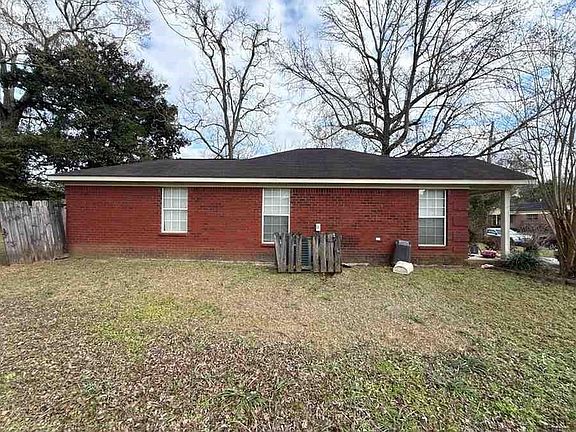 3rd image of 2710 Betbeze St