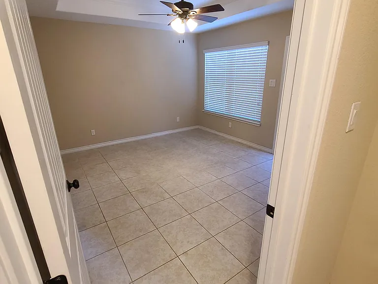 1235 Green Hill Dr — Photo 8