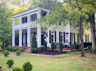 614 Gordon Dr SE, Decatur, AL 35601