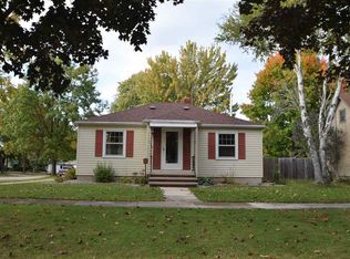 524 W 6th St, Kaukauna, WI 54130