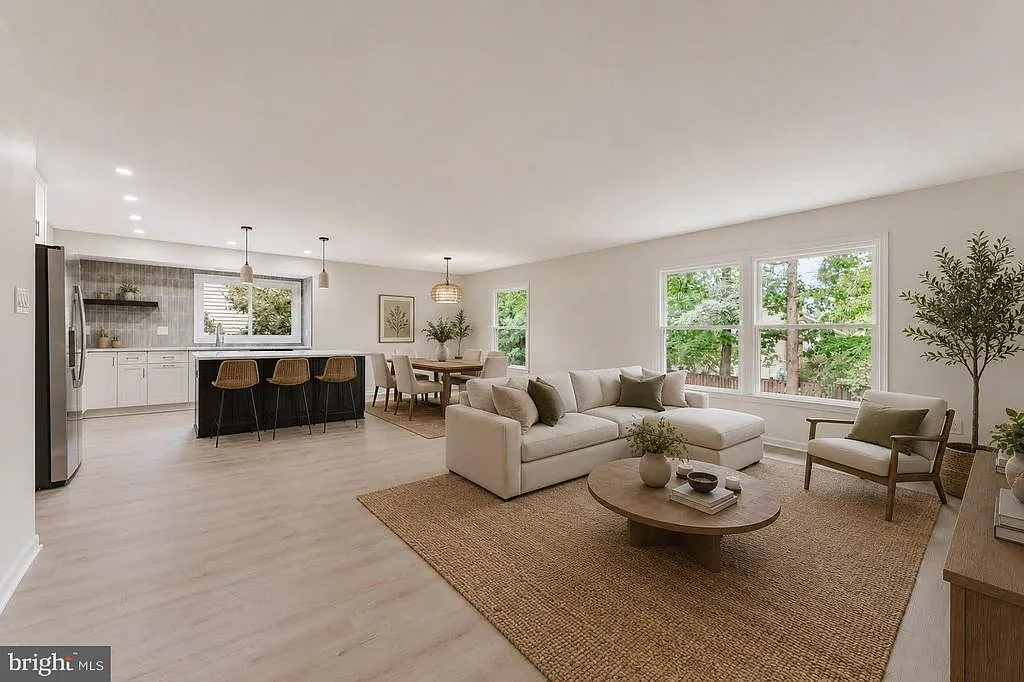 4 bed, 3.5 bath, 2644 sqft, $4,900 — Photo 2