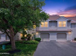 405 Dorchester Way, Manalapan, NJ 07726