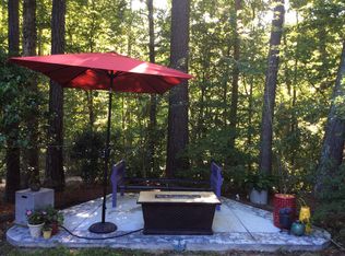 2662 Rivercliff Rd, Fayetteville, NC 28301