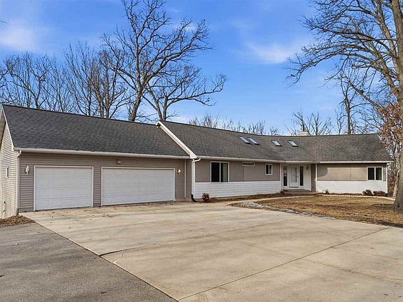 3rd image of 1388 Arline Cir