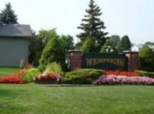21939 Shadybrook Dr, Novi, MI 48375