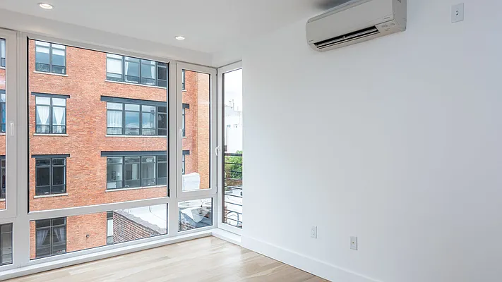 Rented by Nooklyn NYC LLC | media 4