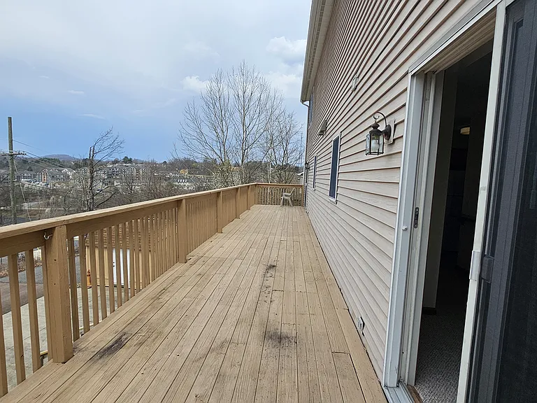 1381 Bergamont St — Photo 7
