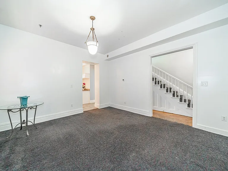 17 E Clay St — Photo 21