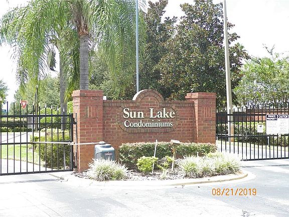 3rd image of 3122 Sun Lake Ct APT B