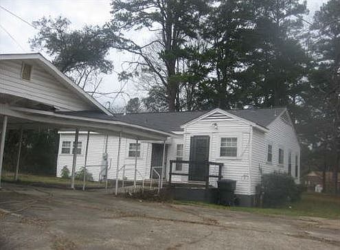 2nd image of 3149 Iberville Dr