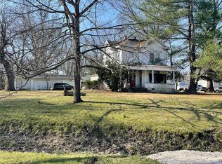 108 W Commercial St, Strasburg, IL 62465