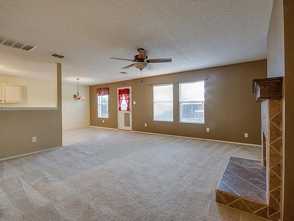 4th image of 618 Gunters Mountain Ln