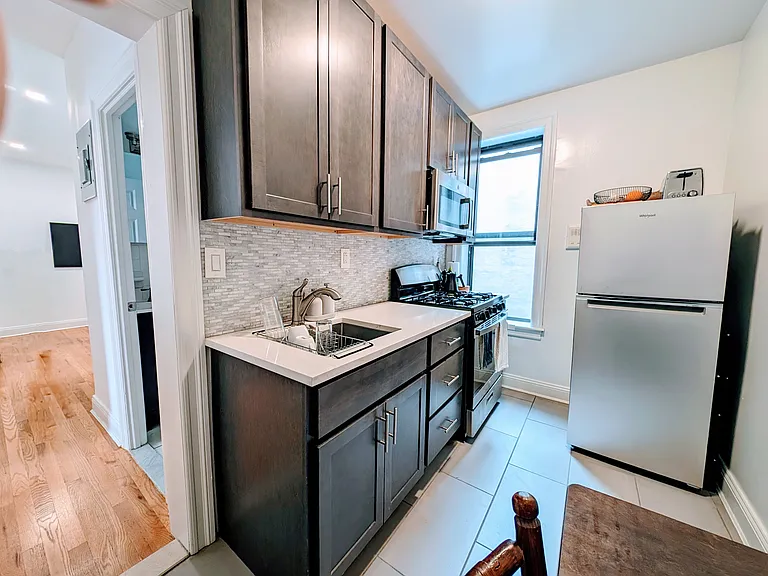 640 Carroll St #10C — Photo 2