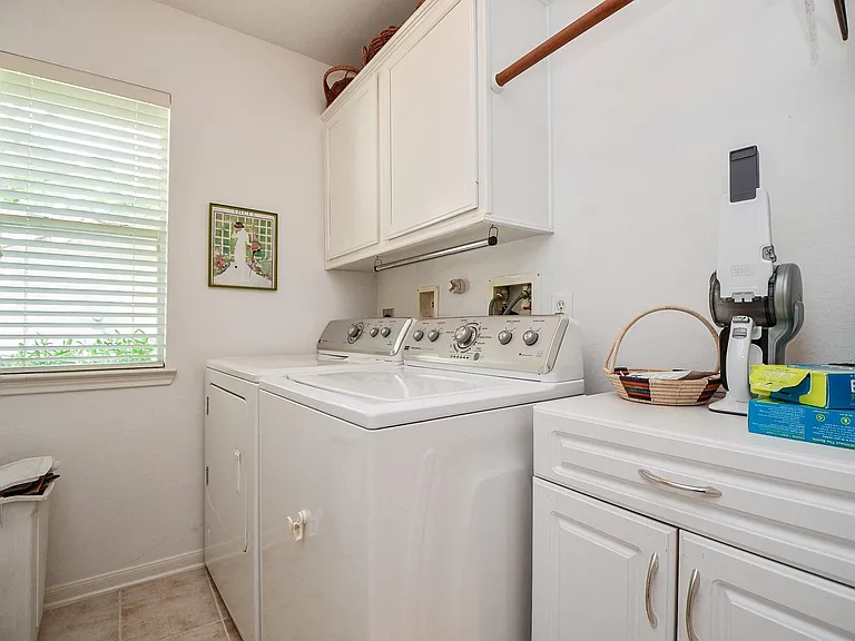 1211 Magnolia Woods Ct — Photo 19