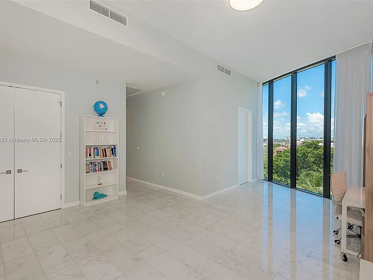 2821 S Bayshore Dr #7B — Photo 16