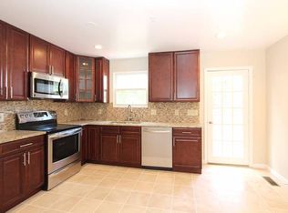 1000 Minna Ave, Capitol Heights, MD 20743