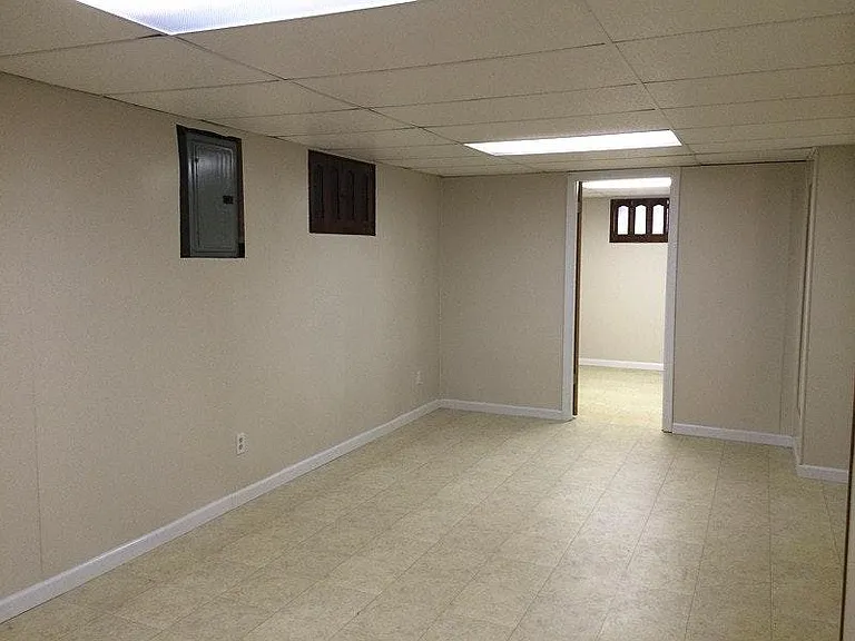 643 Village Square Dr — Photo 11