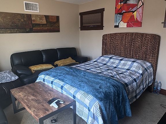 4th image of 5021 Muir Ave