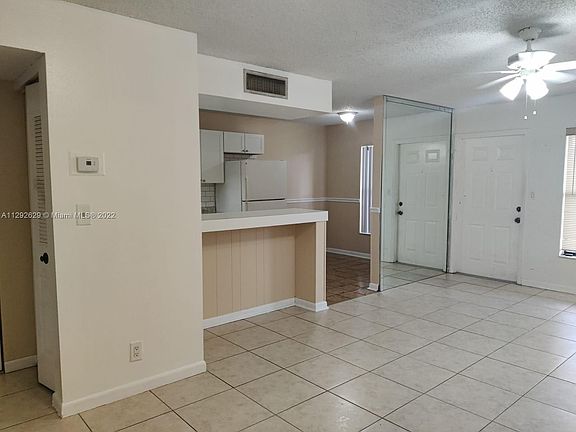 3rd image of 5494 Courtyard Dr #5494