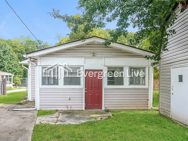 2044 Cold Spring Rd — Photo 15