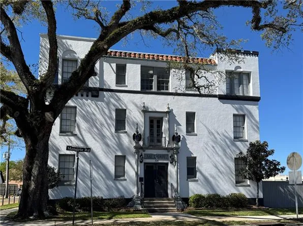 614 Metairie Rd #4, Metairie, LA 70005