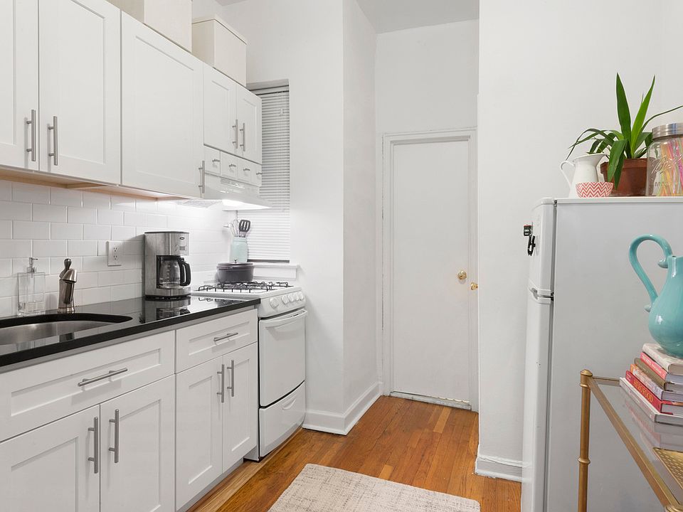 1st image of 50 E End Ave #2AA