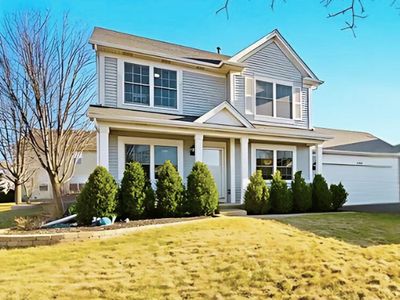 2084 W Litchfield Dr, Round Lake, IL, 60073