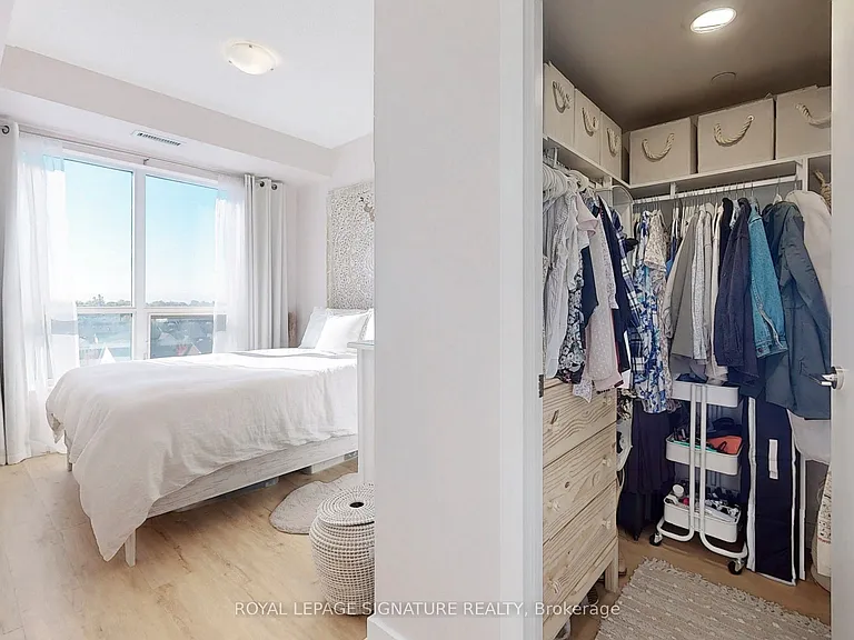 8 Trent Ave #821 — Photo 14