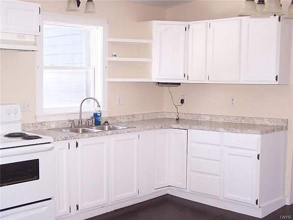 3rd image of 88 Owego St