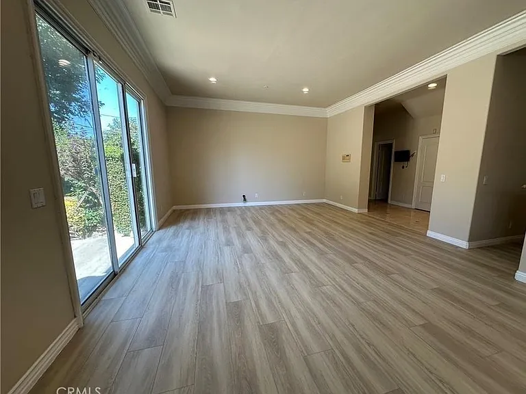 418 Danimere Ave — Photo 6