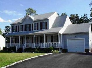 9672 Lockberry Ridge Loop, North Chesterfield, VA 23237