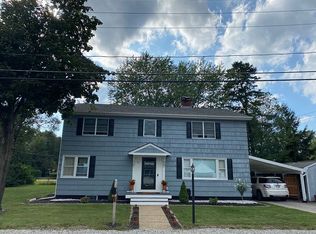 11 Plummer Rd, Bedford, NH 03110