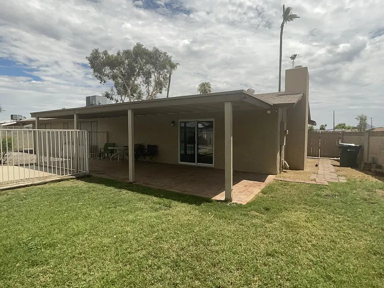 3468 E Hearn Rd — Photo 20