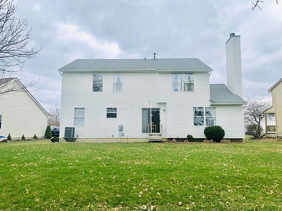 4th image of 3577 Lake Louise Dr