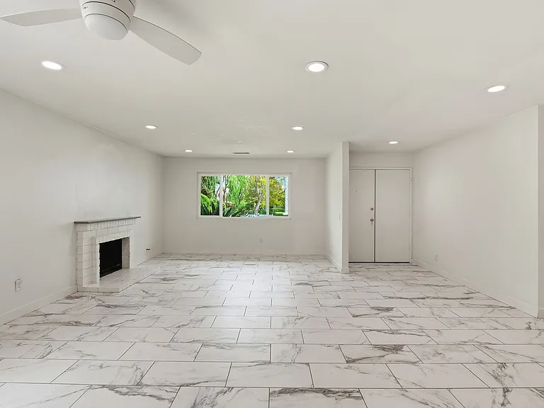 30845 Catarina Dr — Photo 9