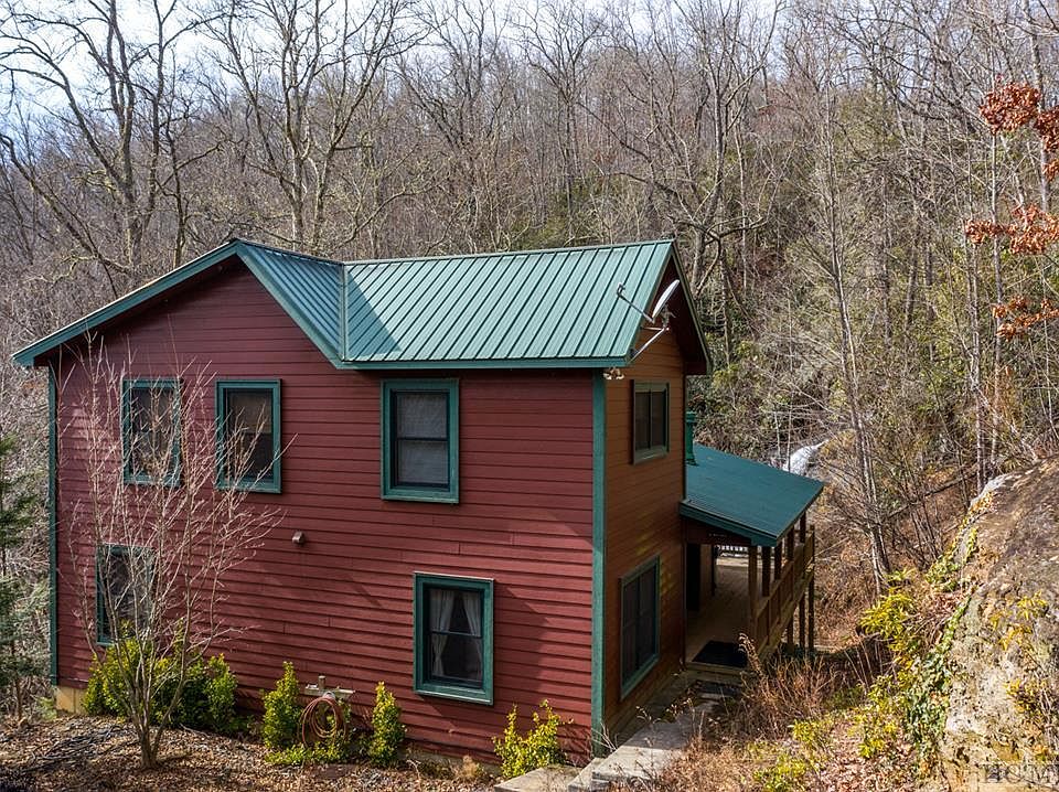 1st image of 126 Wolf Lair Dr