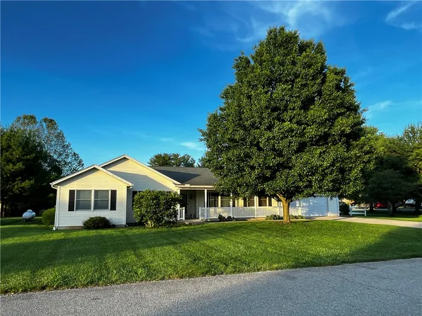 2284 Katherine Blvd, Medway, OH 45341