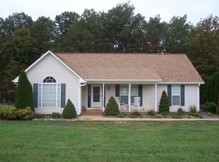 3901 Stoney Creek Dr, Lincolnton, NC 28092