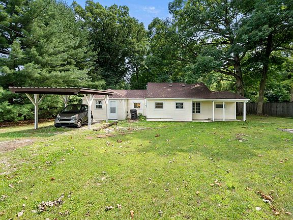 2nd image of 3102 Crestmont Dr