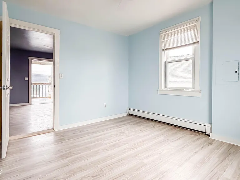 13 Decatur Ave #B — Photo 38