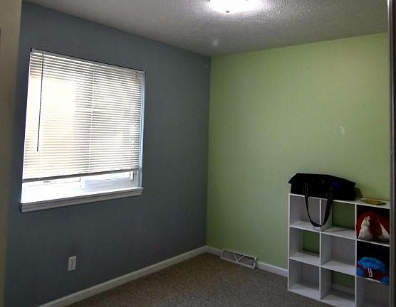 5th image of 1270 E 8th St