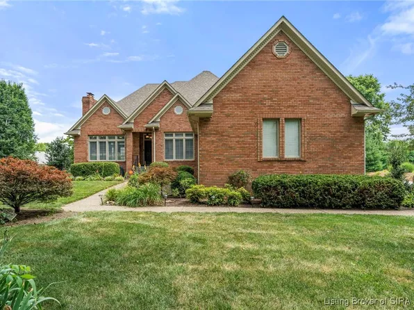 3012 Tall Oaks Drive, Jeffersonville, IN 47130
