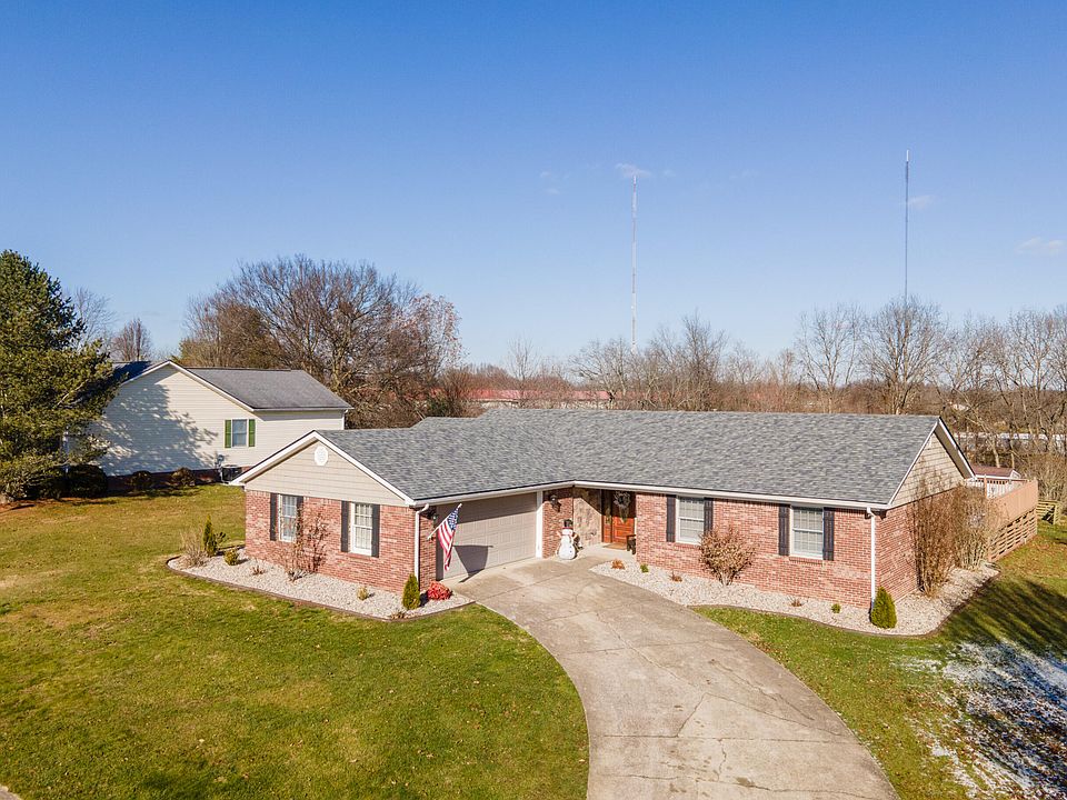 1st image of 1018 Woodland Dr