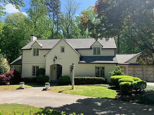 3825 Peachtree Dunwoody Rd NE Photo 1