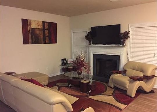 5th image of 223 Bobbie Way